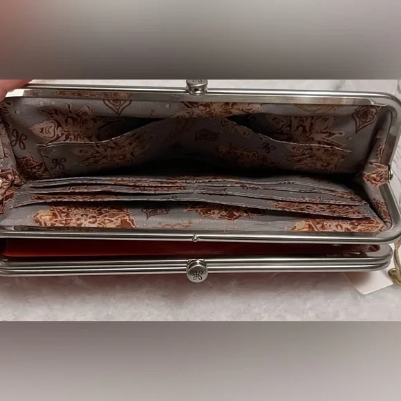 HOBO Lauren NWT Scarlet Leather Wristlet - Picture 9 of 10